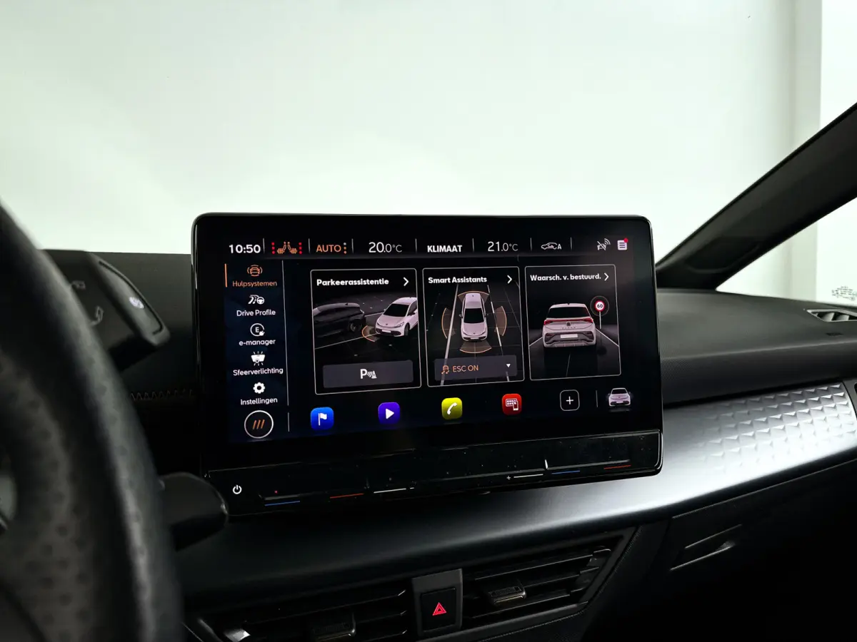 Business 62 kWh | Park assist | Full LED | Cruise control
