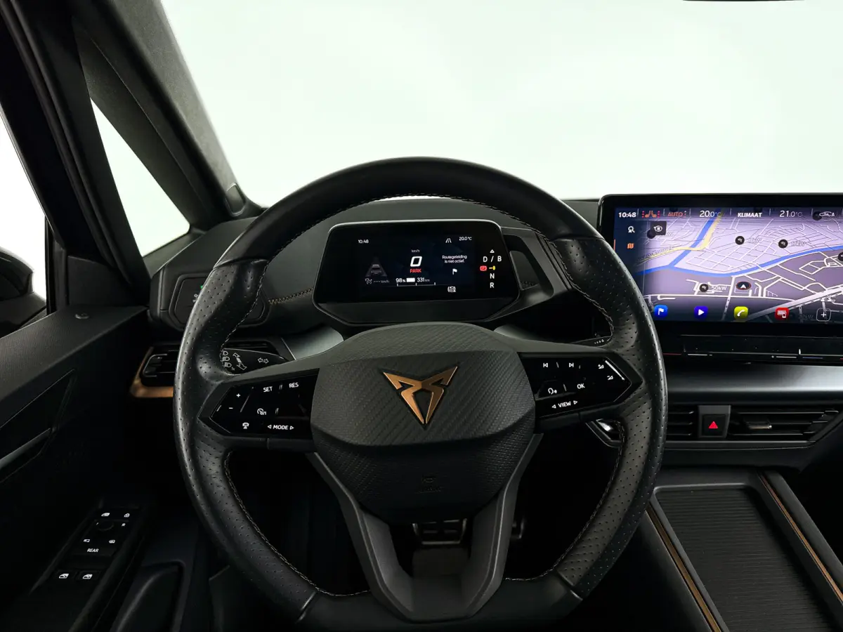 Business 62 kWh | Park assist | Full LED | Cruise control