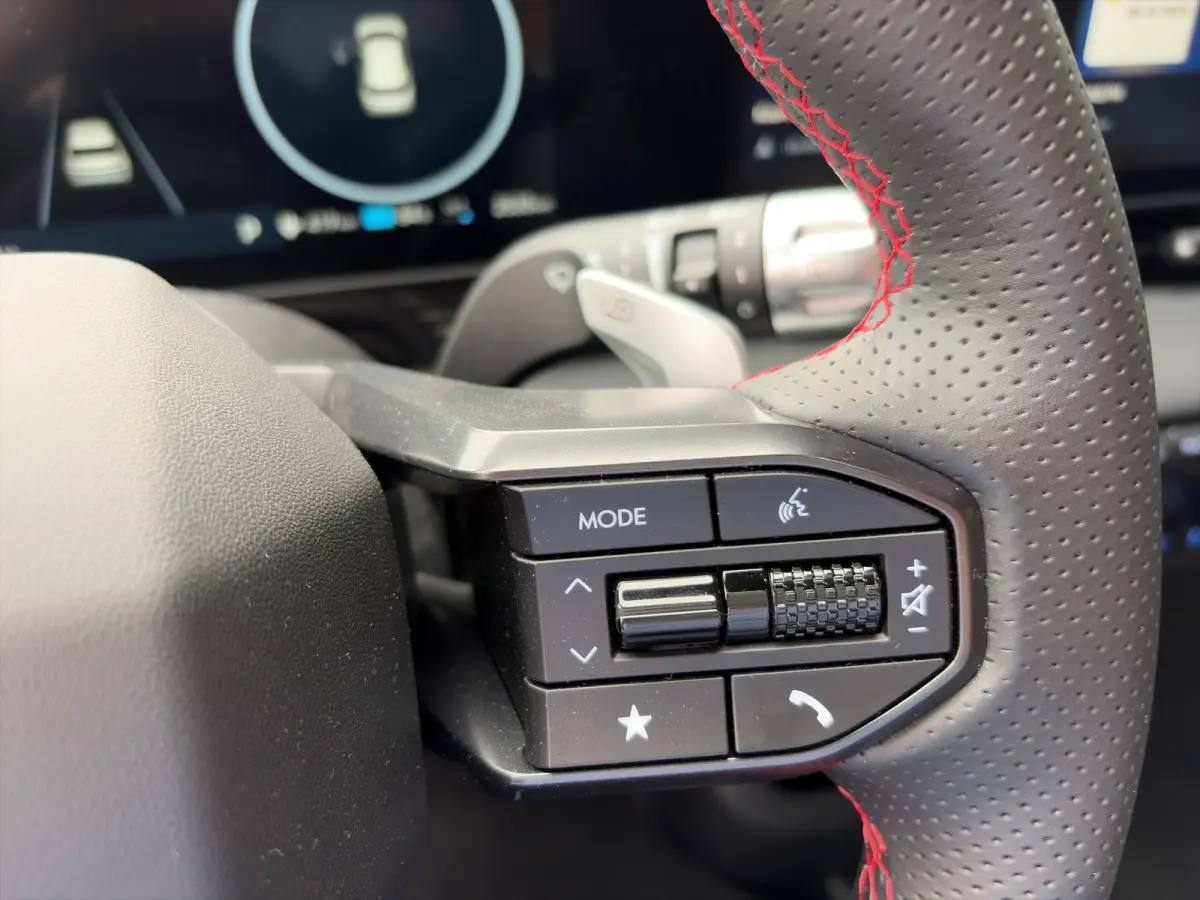 N Line Business 84 kWh 229pk RWD | Carplay | 20-inch Velgen | Halfleder | LED | DAB | Climate | Adaptive Cruise | Handsfree achterklep | Stoel- en stuurverwarming | Bose Audio |Warmtepomp | 