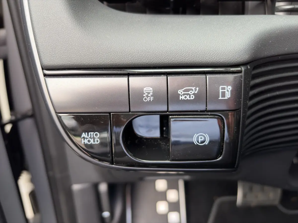 N Line Business 84 kWh 229pk RWD | Carplay | 20-inch Velgen | Halfleder | LED | DAB | Climate | Adaptive Cruise | Handsfree achterklep | Stoel- en stuurverwarming | Bose Audio |Warmtepomp | 