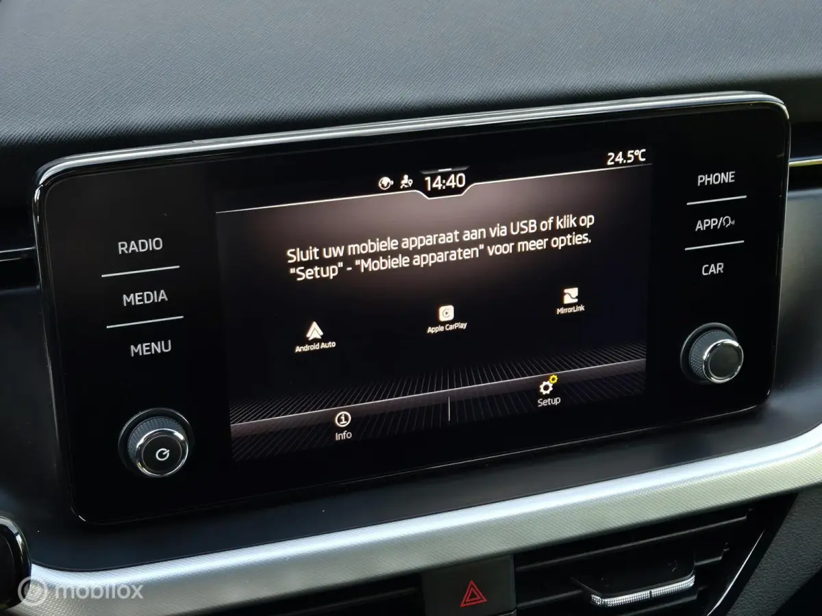 1.0 TSI SPORT AUTOMAAT/CAMERA/LED/STOELVERWARMING/CARPLAY