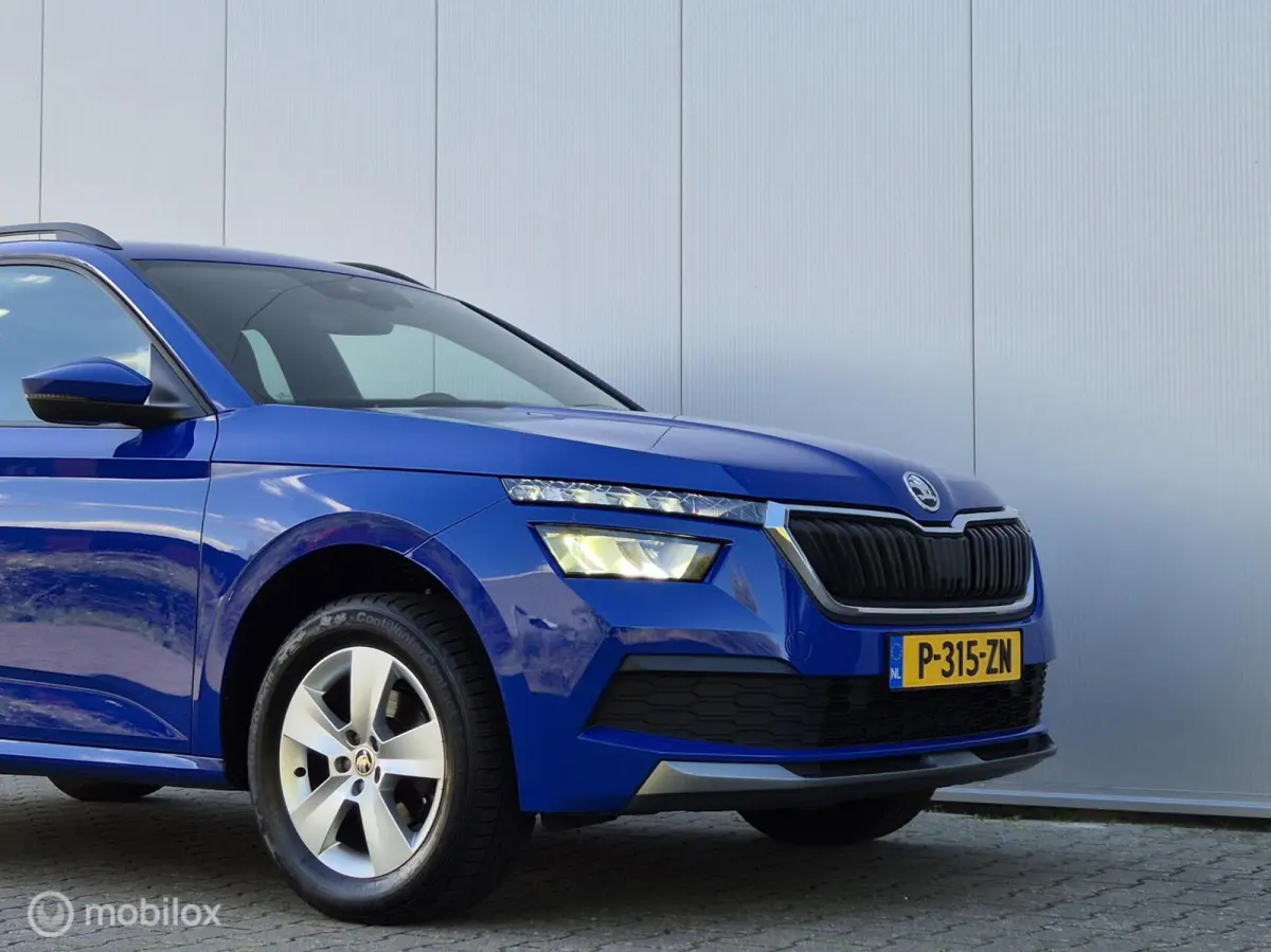 1.0 TSI SPORT AUTOMAAT/CAMERA/LED/STOELVERWARMING/CARPLAY