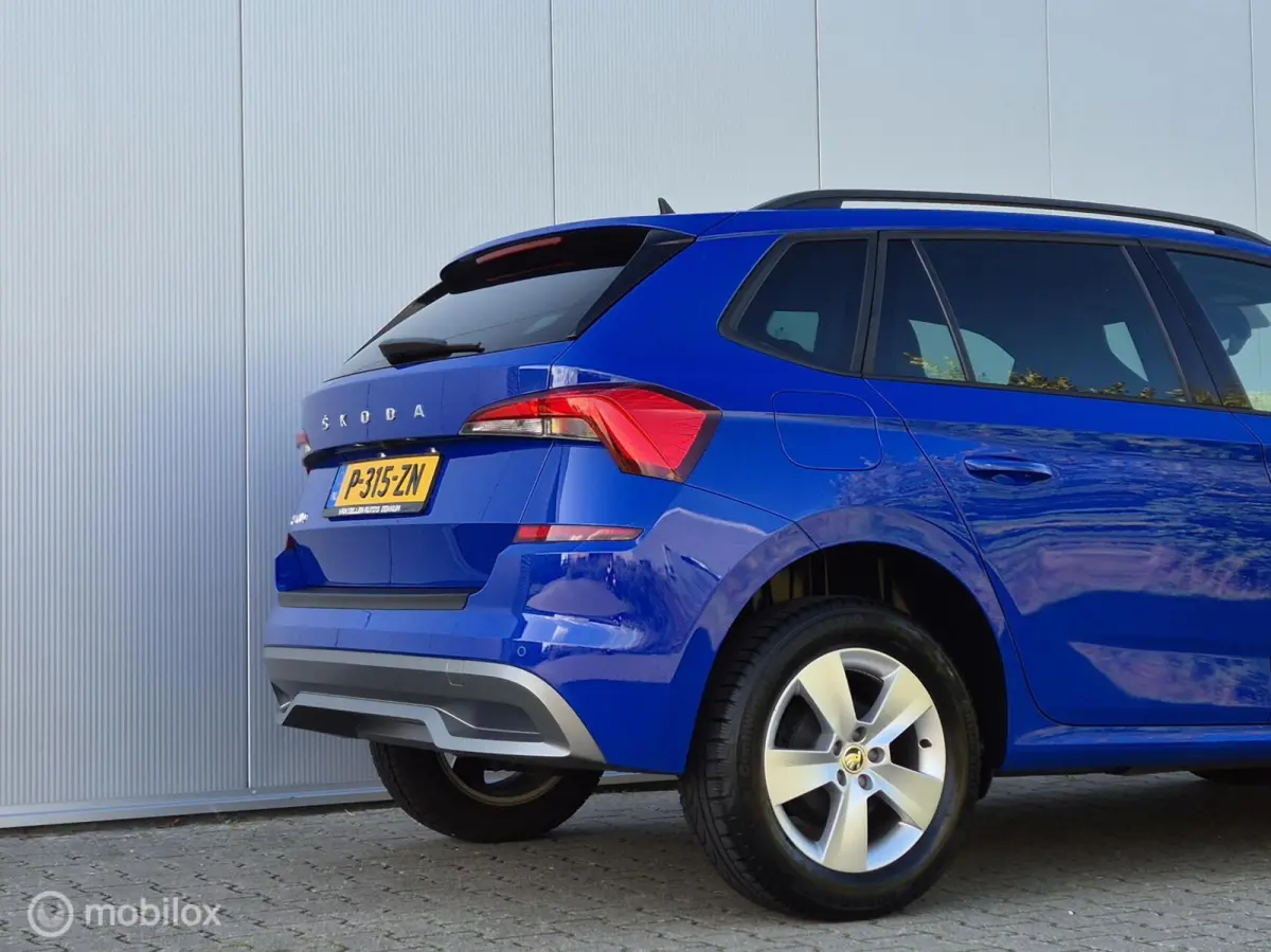 1.0 TSI SPORT AUTOMAAT/CAMERA/LED/STOELVERWARMING/CARPLAY