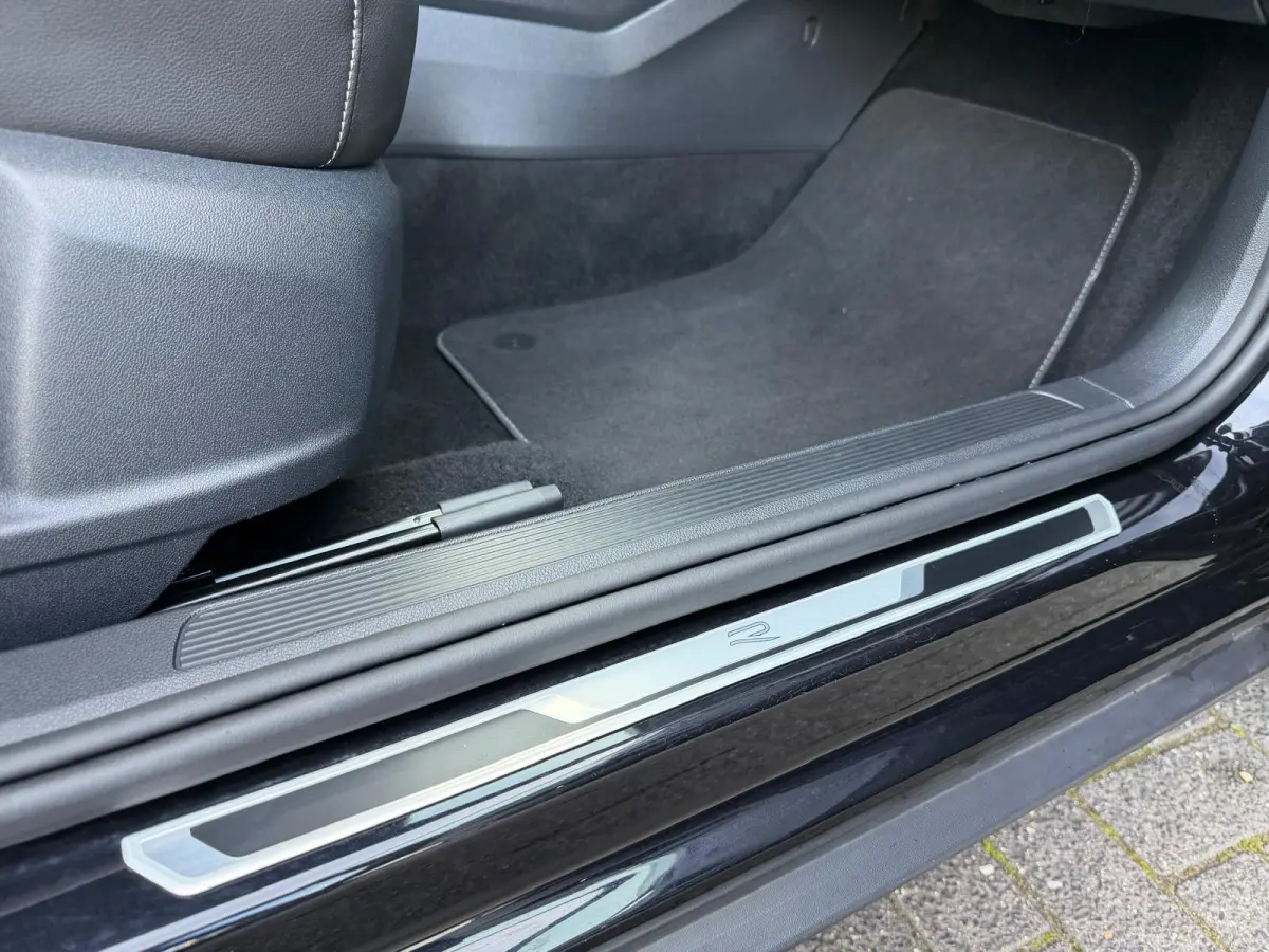 1.5 TSI 3 X R-Line DSG-7 | Camera | Parksens | IQ-Lights | Stoelverwarming | Keyless | Carplay |
