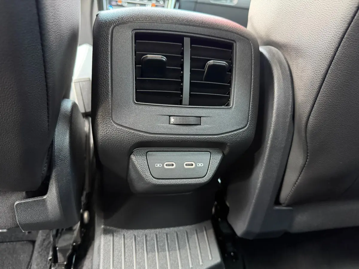 1.5 TSI 3 X R-Line DSG-7 | Camera | Parksens | IQ-Lights | Stoelverwarming | Keyless | Carplay |