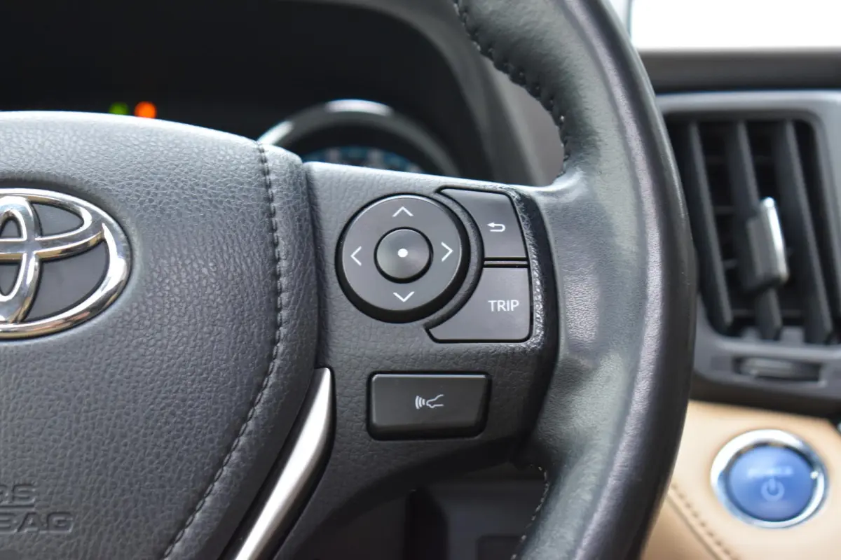 2.5 Hybrid ECC PANODAK LEDER LMV NAVI