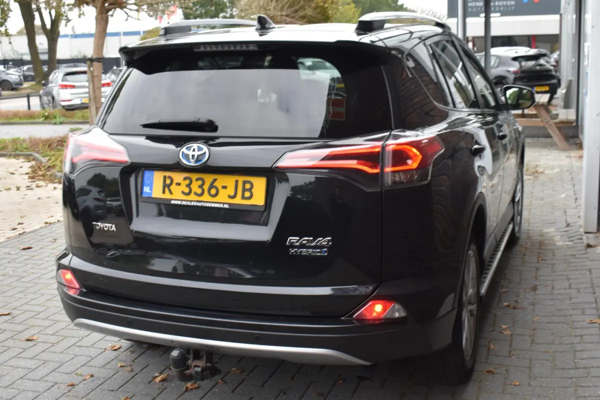 2.5 Hybrid ECC PANODAK LEDER LMV NAVI