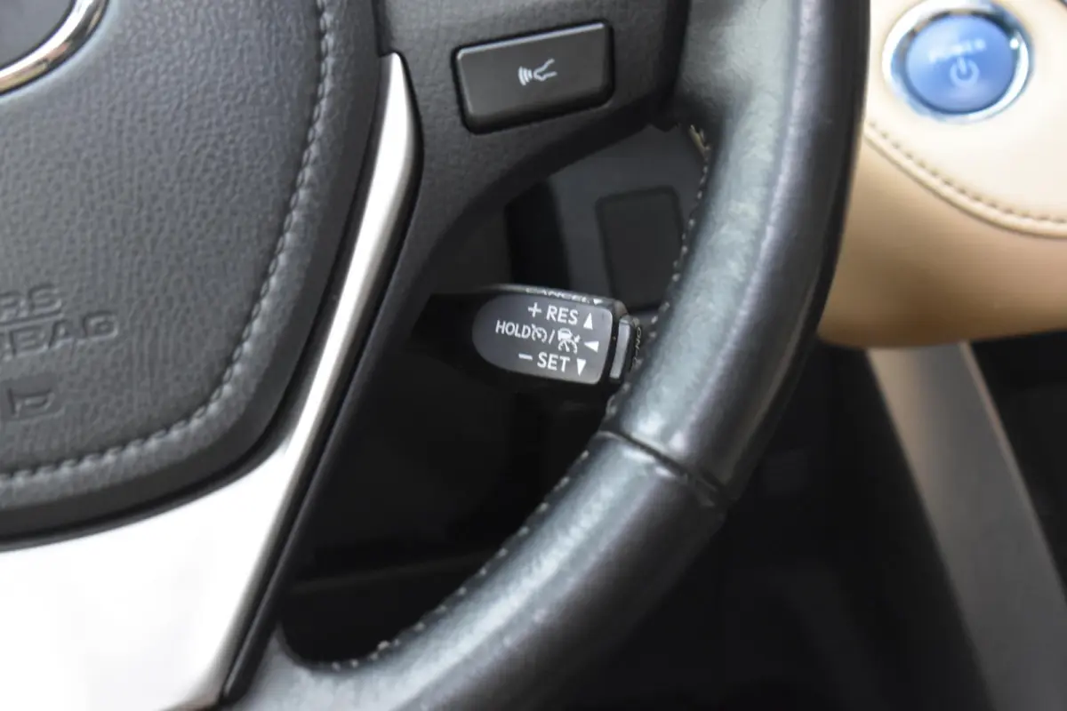 2.5 Hybrid ECC PANODAK LEDER LMV NAVI