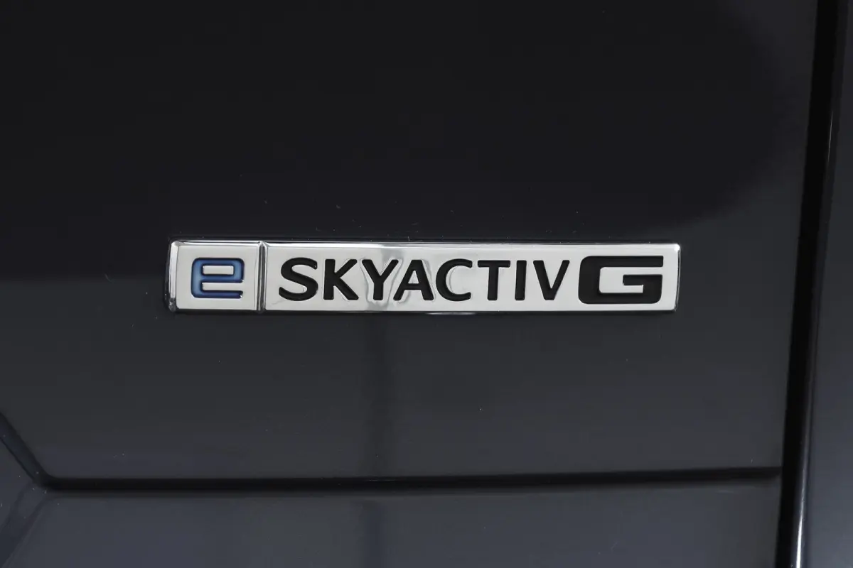 2.5 E-SKYACTIV G 141 M HYBRID Homura | S/K-Panodak | Dig. Cockpit | Adapt. Cruise | Stoelventilatie+verw. | Leder | 360 Camera | NAV + App. Connect | ECC | Elek. Klep | Bose | LM 19" | 0307