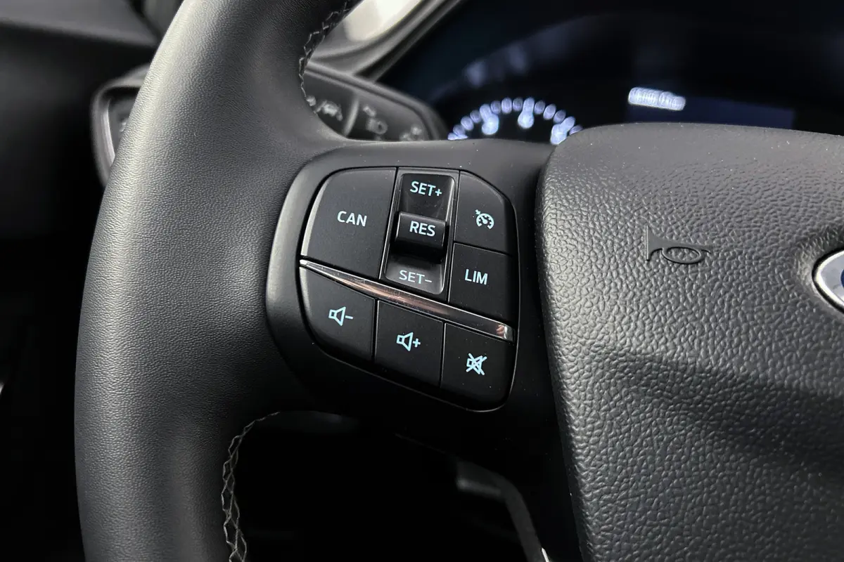1.0 EcoBoost Titanium X | LED koplampen | Apple Carplay