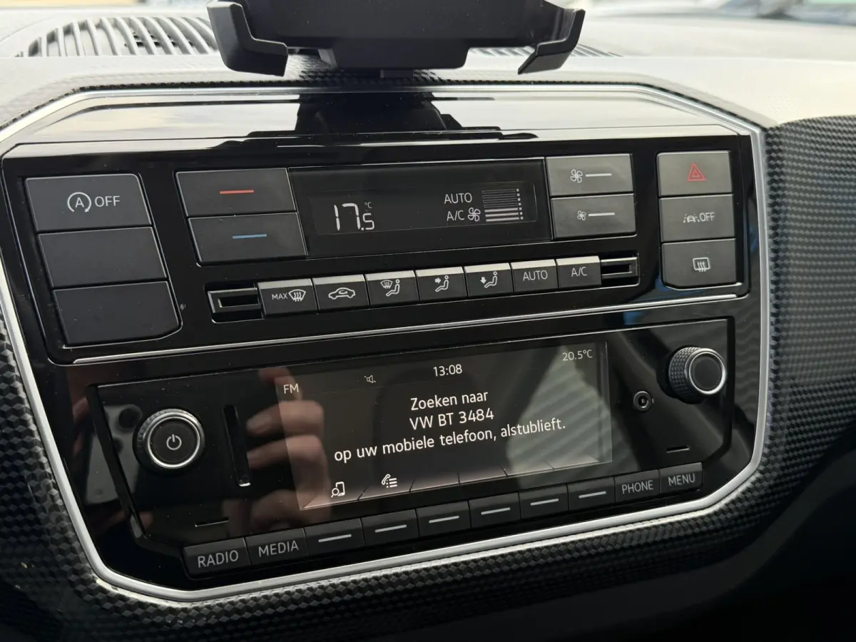 Up! 1.0 BMT move up! Achteruitrijcamera Climate Controle PDC Carkit Cruise Control 4S Banden