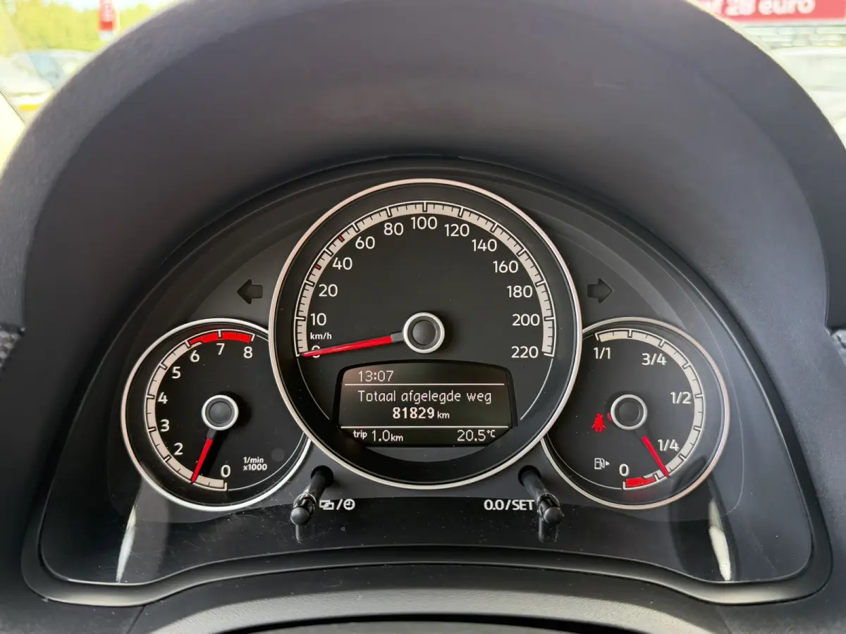 Up! 1.0 BMT move up! Achteruitrijcamera Climate Controle PDC Carkit Cruise Control 4S Banden