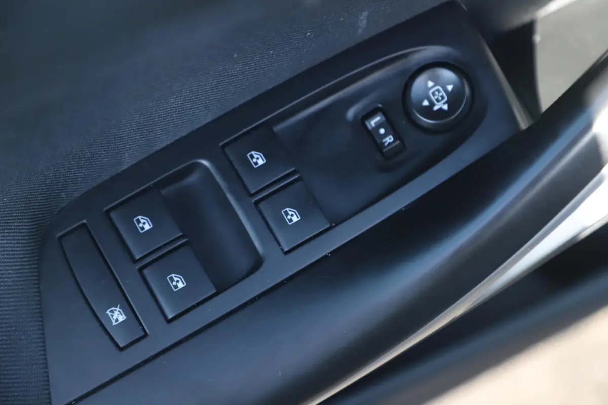 1.2 Business Edition 131PK Trekhaak Navigatie Achteruitrijcamera Carplay Android LMV Climate Cruise Control