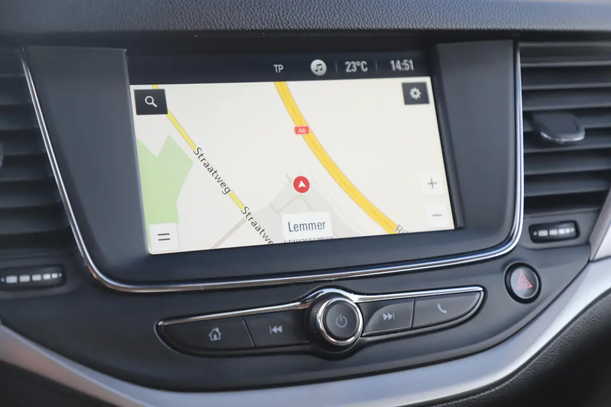 1.2 Business Edition 131PK Trekhaak Navigatie Achteruitrijcamera Carplay Android LMV Climate Cruise Control