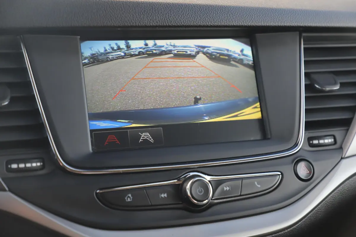 1.2 Business Edition 131PK Trekhaak Navigatie Achteruitrijcamera Carplay Android LMV Climate Cruise Control