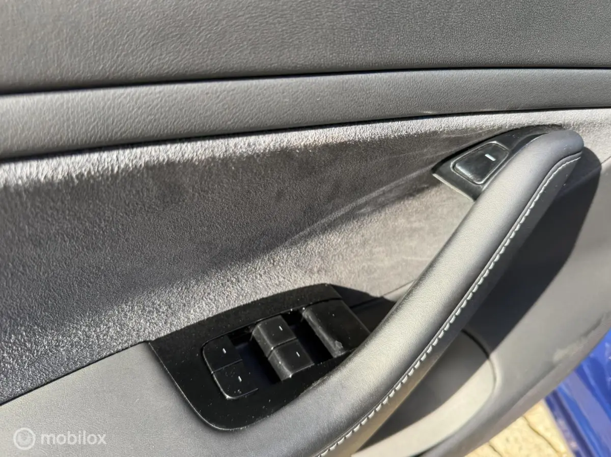Performance AWD 75 kWh ACCU NIEUW | SOH 100%
