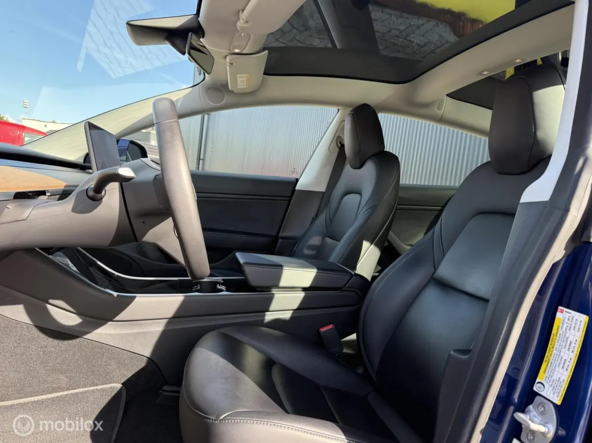 Performance AWD 75 kWh ACCU NIEUW | SOH 100%