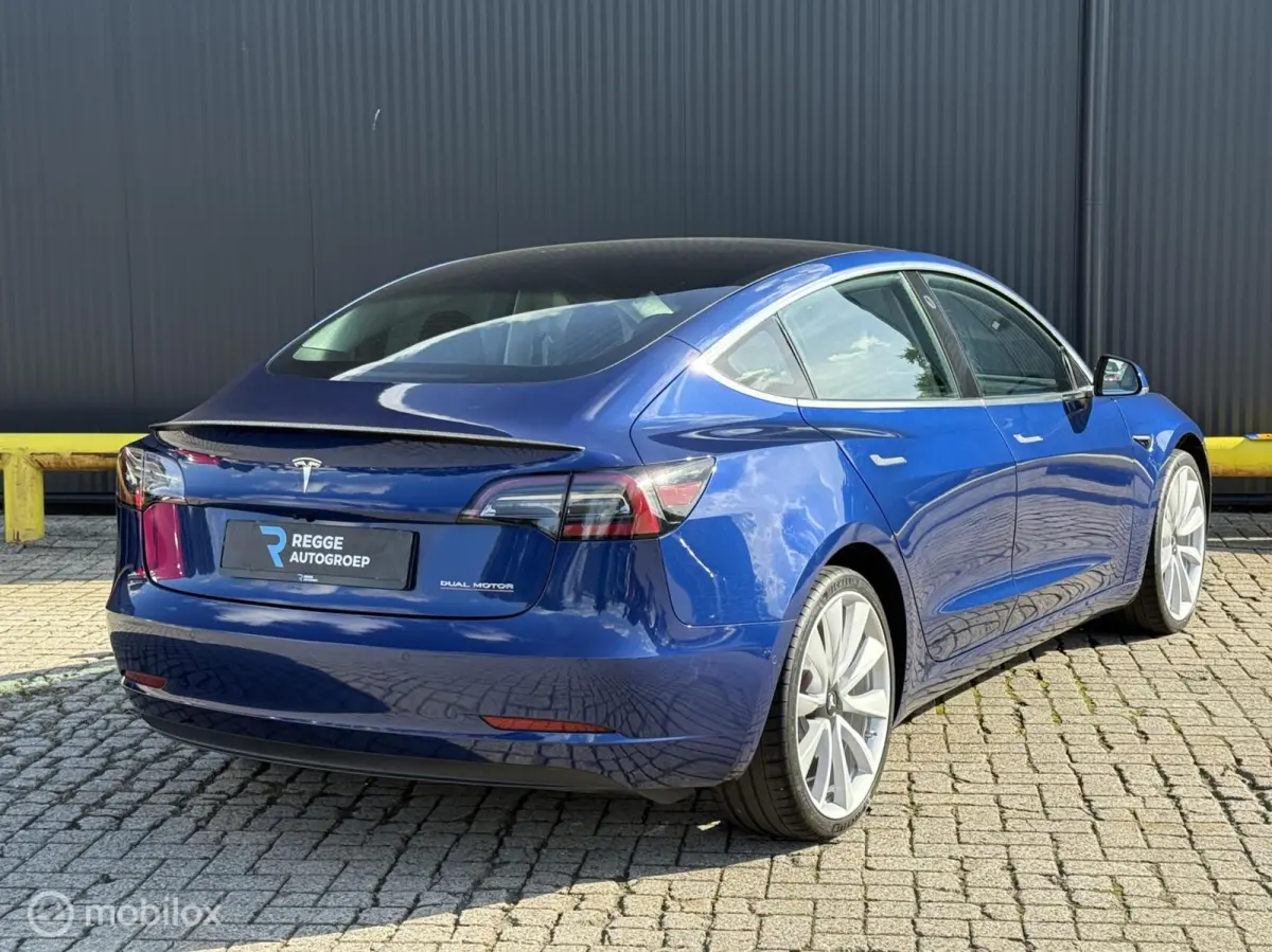 Performance AWD 75 kWh ACCU NIEUW | SOH 100%