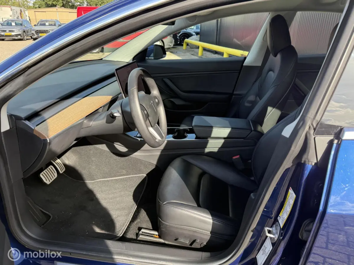 Performance AWD 75 kWh ACCU NIEUW | SOH 100%