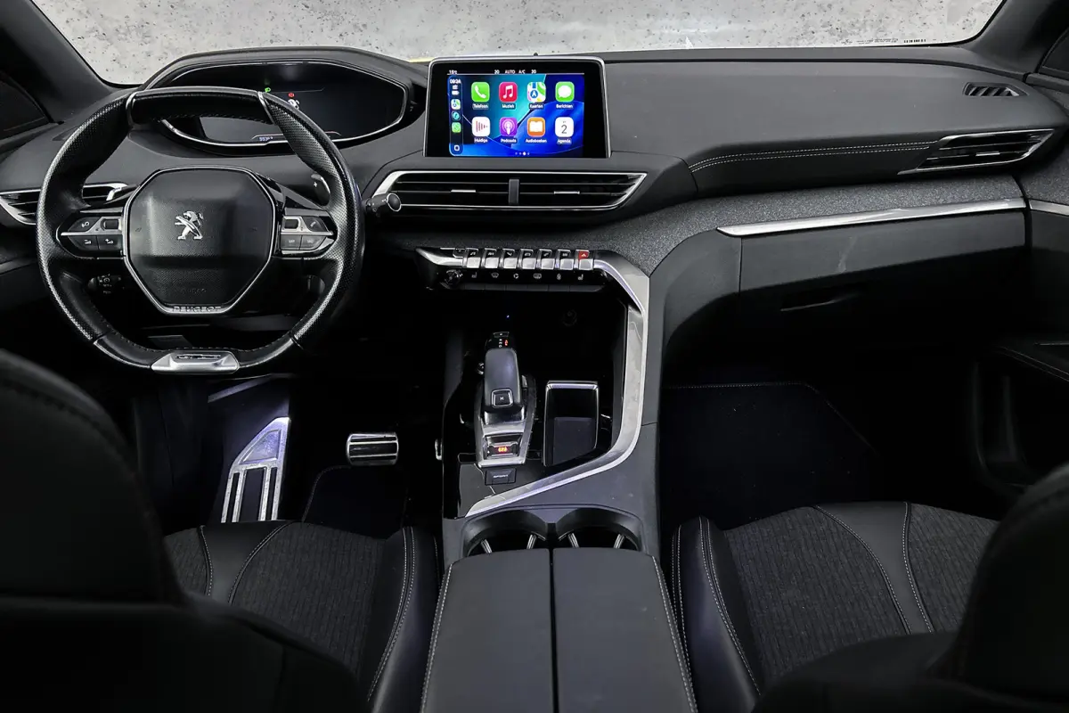 1.6 e-THP GT Line | Trekhaak | Camera | Half lederen bekleding