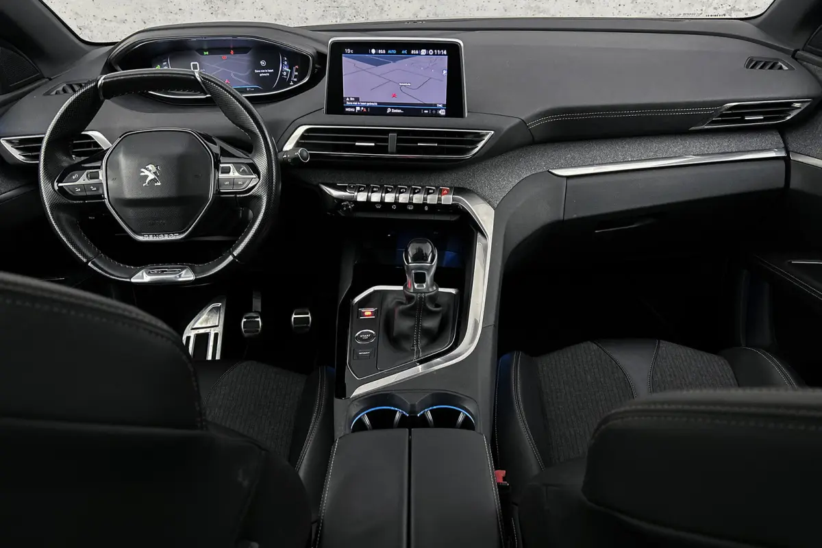 1.2 PureTech GT-Line | Camera | Panoramadak | Half lederen bekleding