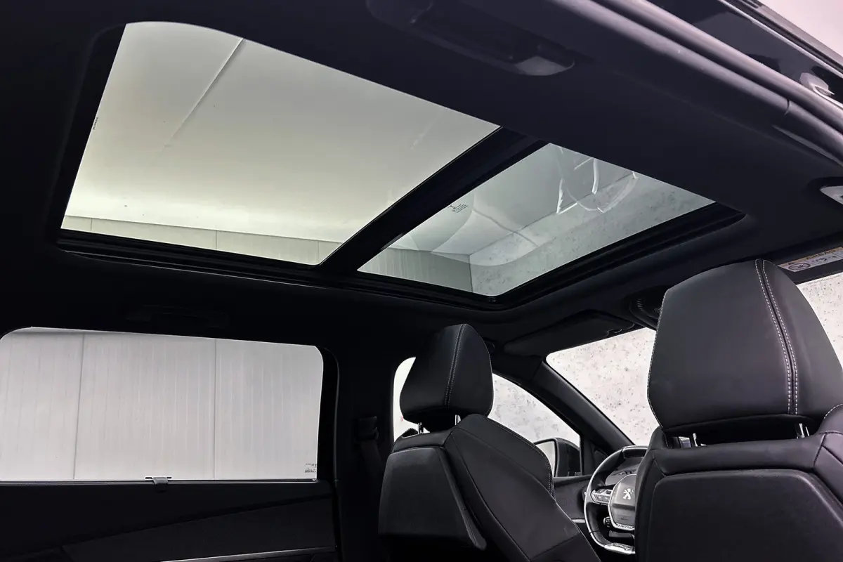 1.2 PureTech GT-Line | Camera | Panoramadak | Half lederen bekleding