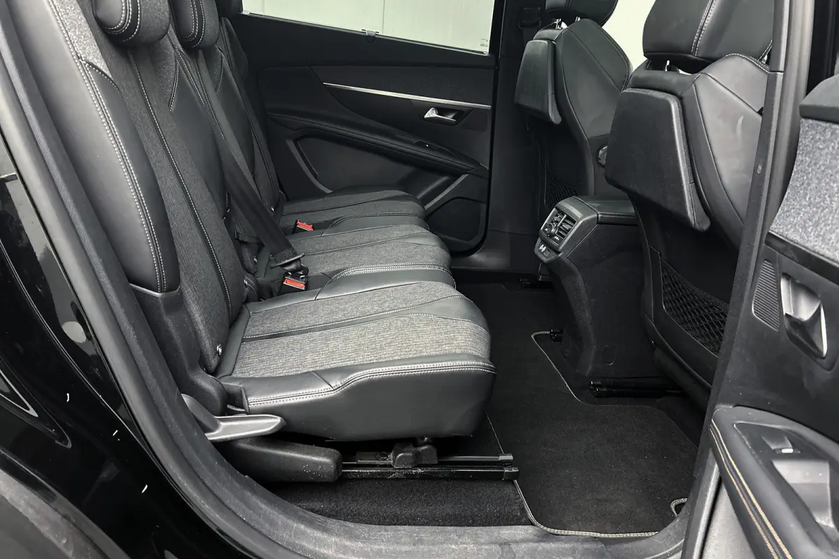 1.2 PureTech GT-Line | Camera | Panoramadak | Half lederen bekleding