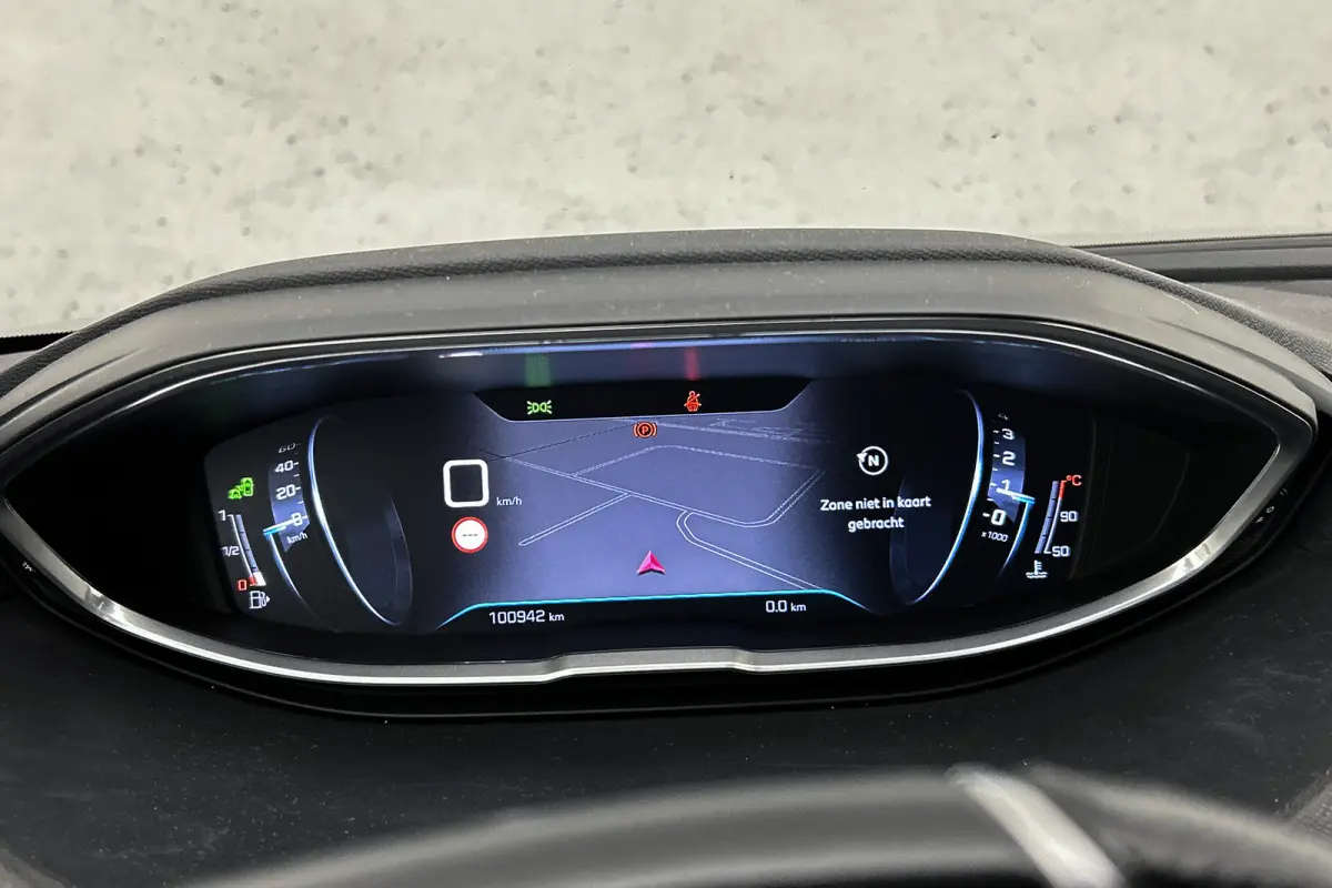 1.2 PureTech GT-Line | Camera | Panoramadak | Half lederen bekleding