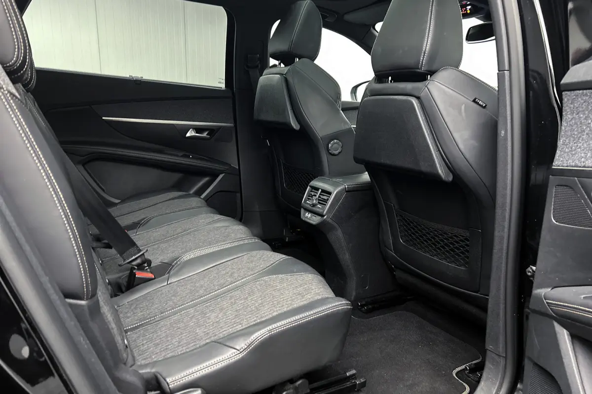 1.2 PureTech GT-Line | Camera | Panoramadak | Half lederen bekleding