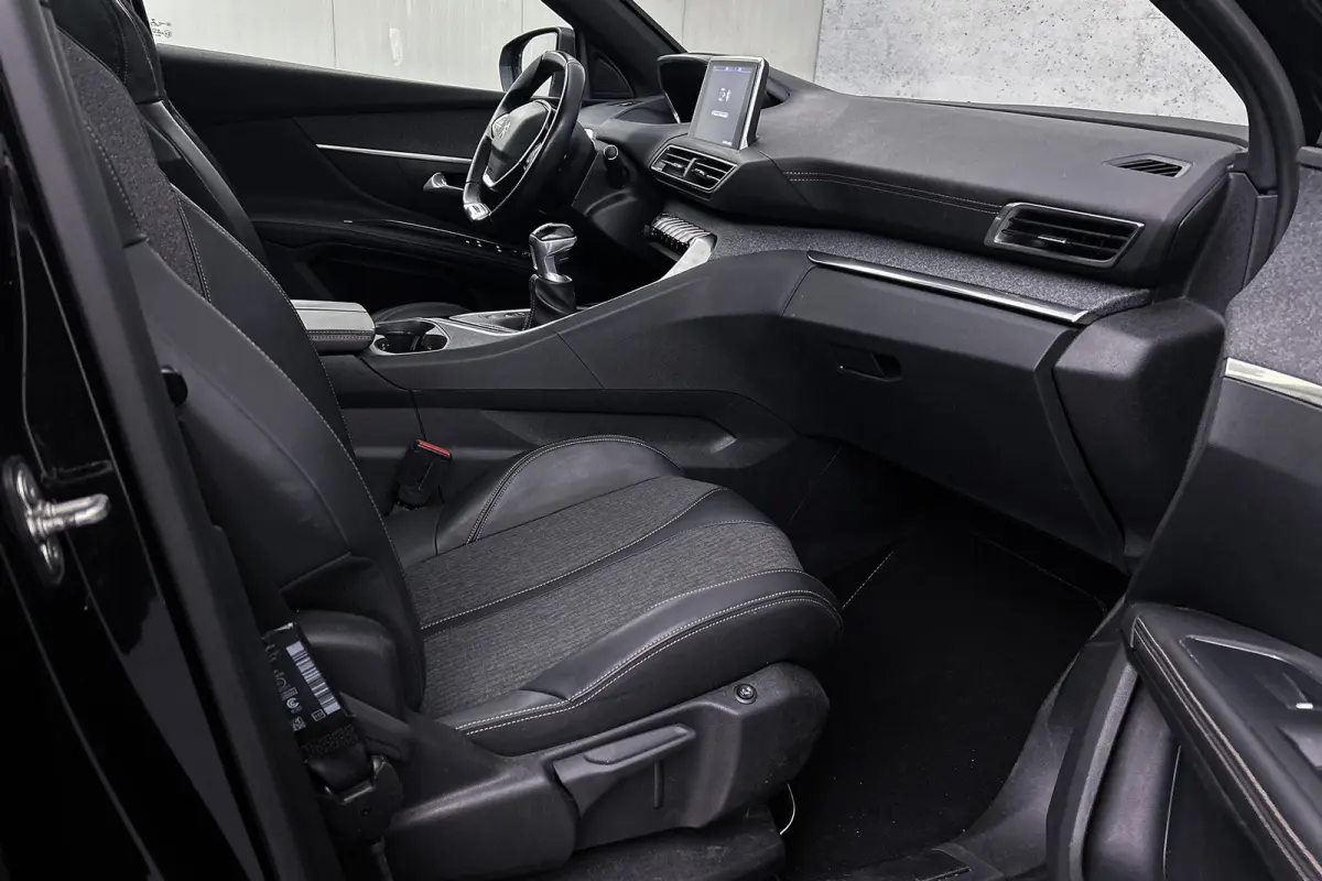 1.2 PureTech GT-Line | Camera | Panoramadak | Half lederen bekleding