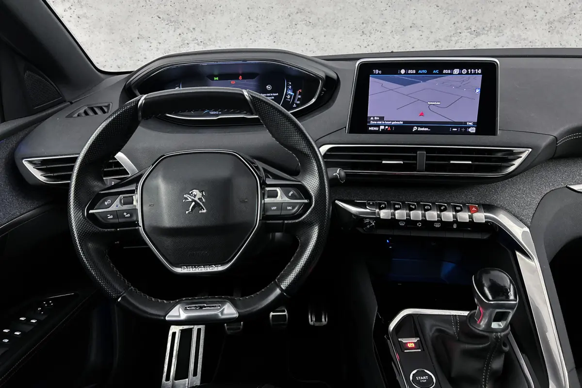 1.2 PureTech GT-Line | Camera | Panoramadak | Half lederen bekleding