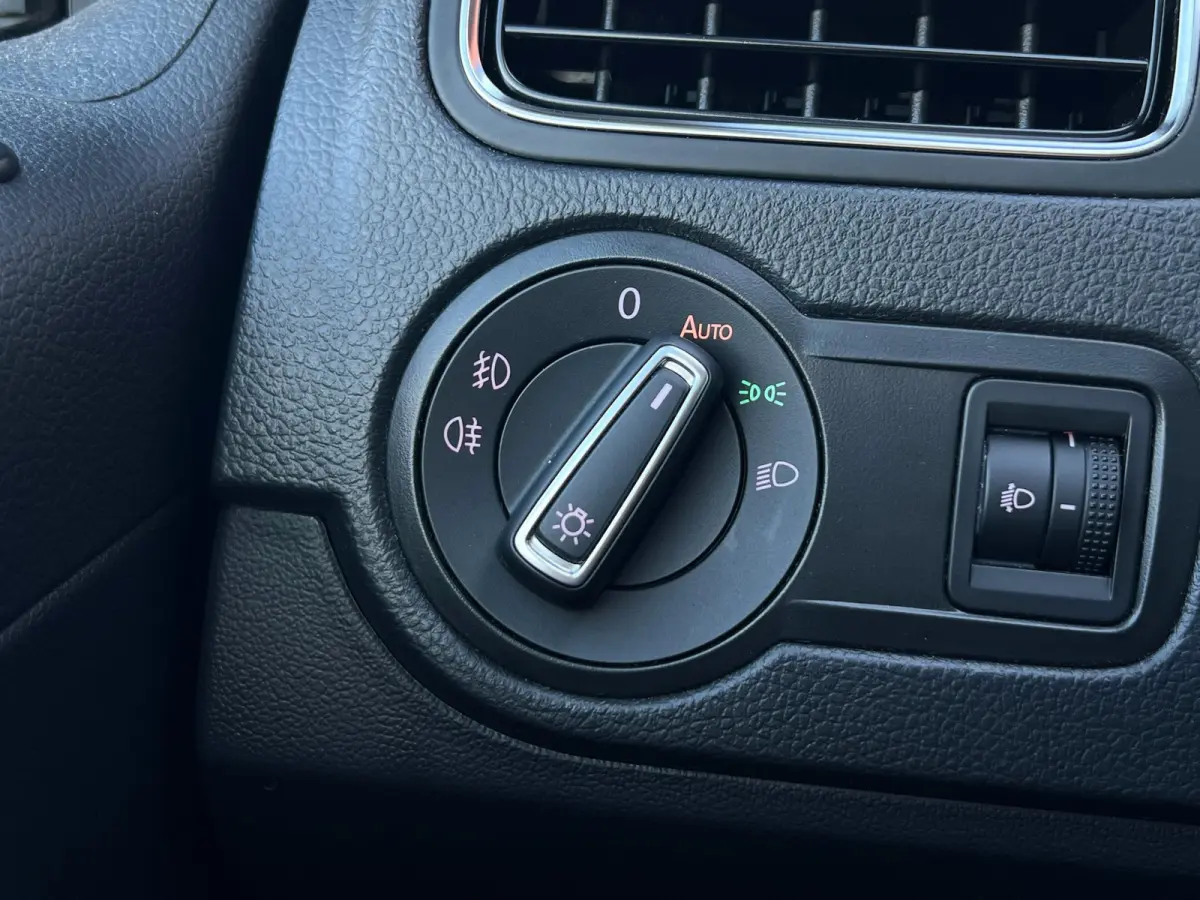 1.0 BlueMotion|Cruise|Airco|Carplay|Navi|NAP