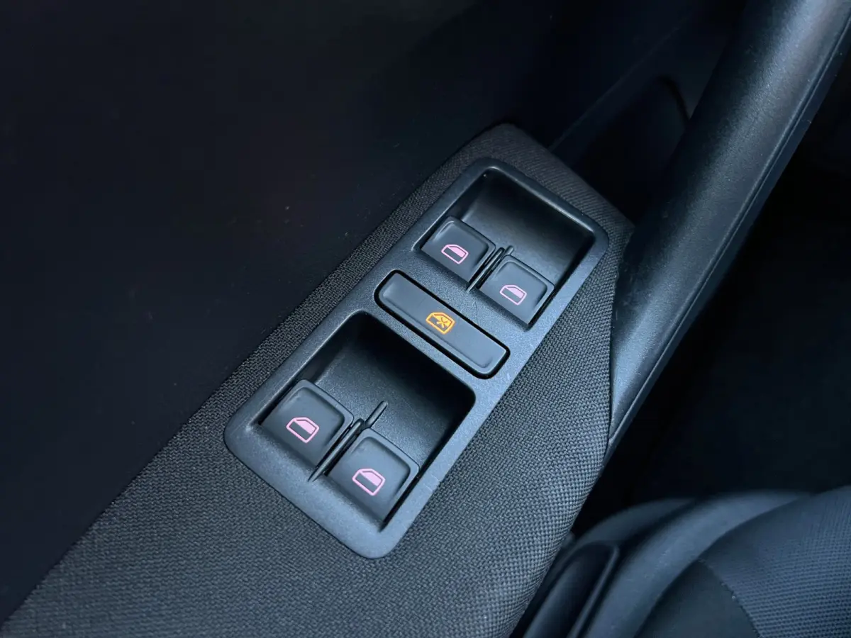 1.0 BlueMotion|Cruise|Airco|Carplay|Navi|NAP