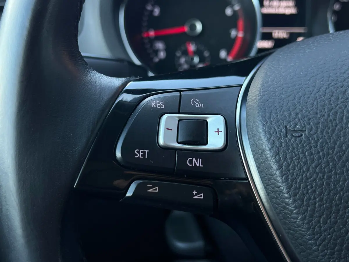 1.0 BlueMotion|Cruise|Airco|Carplay|Navi|NAP