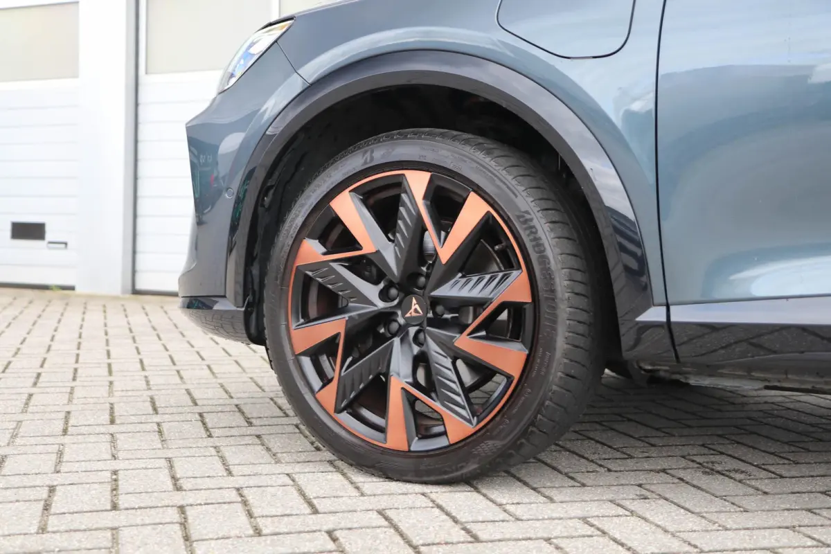 1.5 TSI e-Hybrid 272pk VZ Performance | SoH 100% | Panoramadak | Sennheiser | Stoelverwarming | 360 Camera | Navigatie
