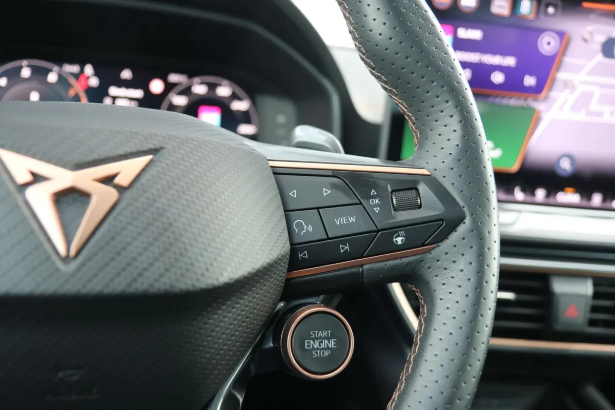 1.5 TSI e-Hybrid 272pk VZ Performance | SoH 100% | Panoramadak | Sennheiser | Stoelverwarming | 360 Camera | Navigatie