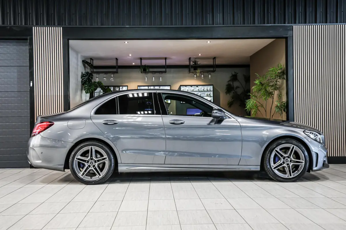 180 AMG|Leder|NAP|Virtual|360 camera