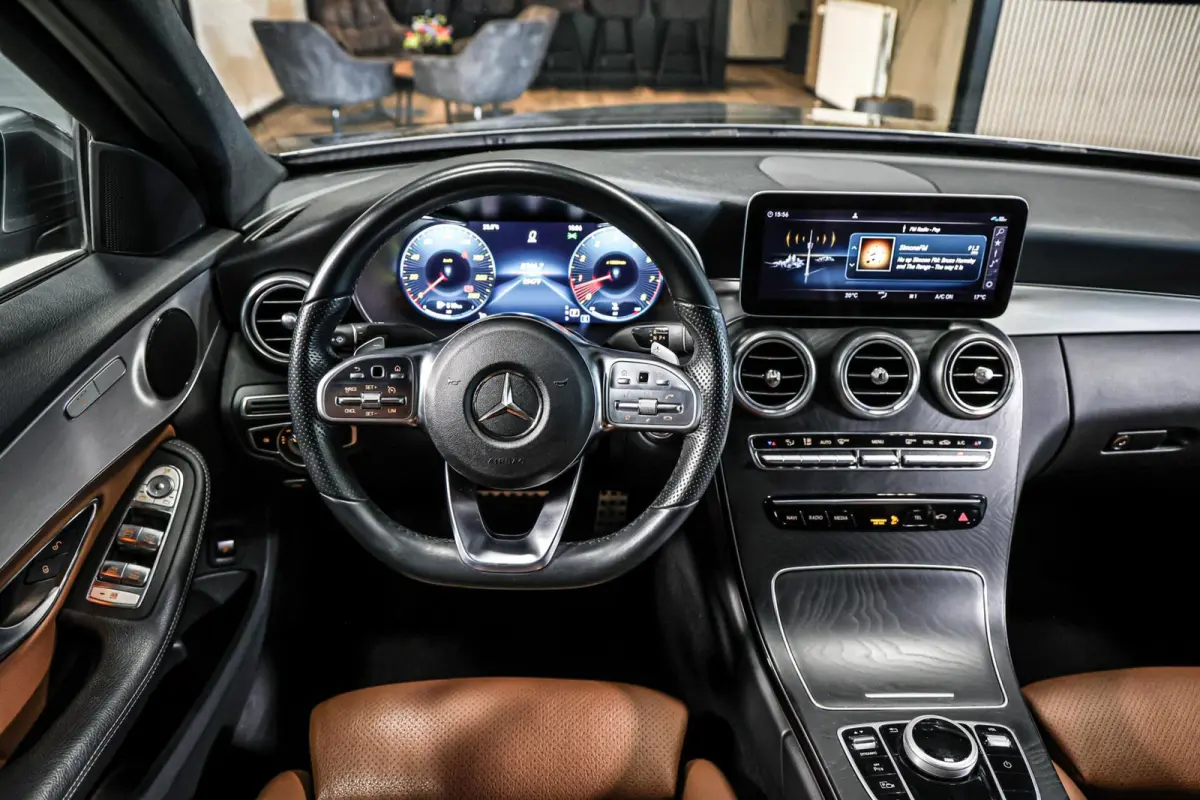 180 AMG|Leder|NAP|Virtual|360 camera