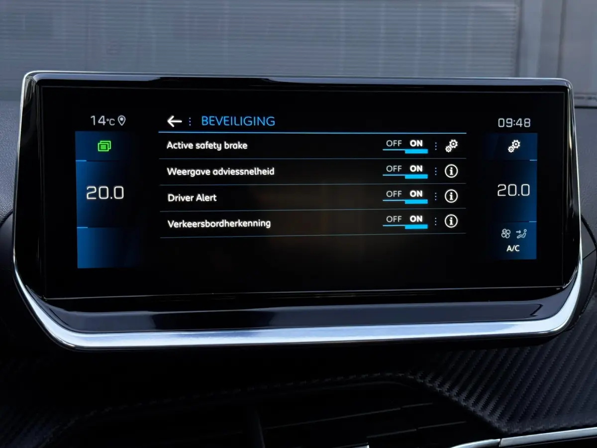 1.2 PureTech Allure Pack | NL-Auto | Camera | Navigatie | LED | Virtual Cockpit