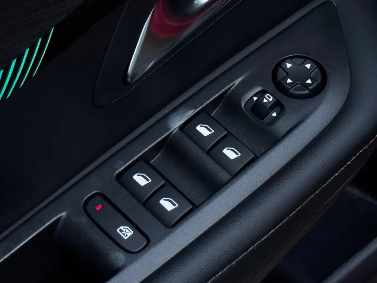 1.2 PureTech Allure Pack | NL-Auto | Camera | Navigatie | LED | Virtual Cockpit