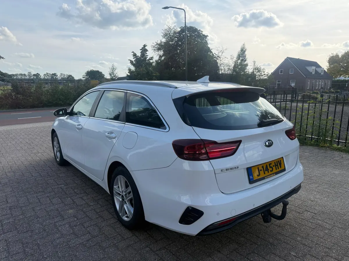1.0 T-GDi DynamicLine Trekhaak Dealer onderhouden nette auto!