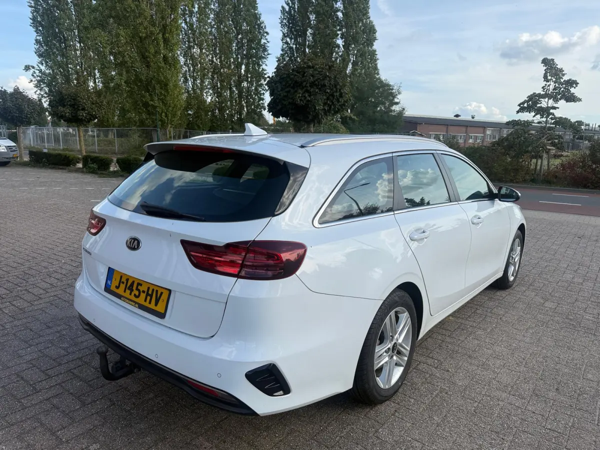 1.0 T-GDi DynamicLine Trekhaak Dealer onderhouden nette auto!