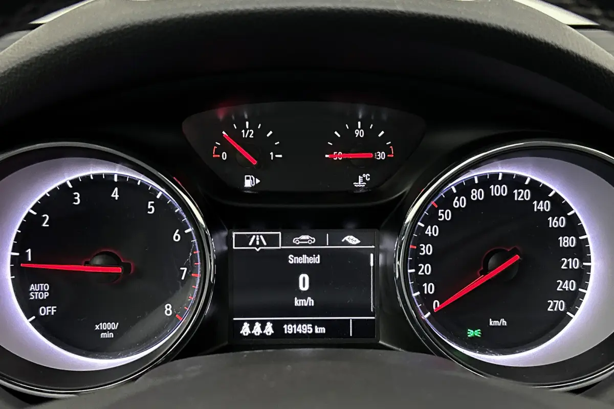 1.4 Online Edition | Camera | Schuifdak | Cruise control