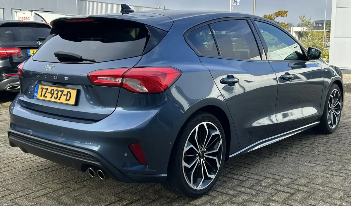 1.0 EcoBoost ST Line Business | NL AUTO | PANO | ACC | Dealer onderhouden | Achteruitrijcamera | Keyless Entry | Navigatie | DAB+ | B&O Audio | LED | Stoelverwarming | Stuurverwarming | Voor
