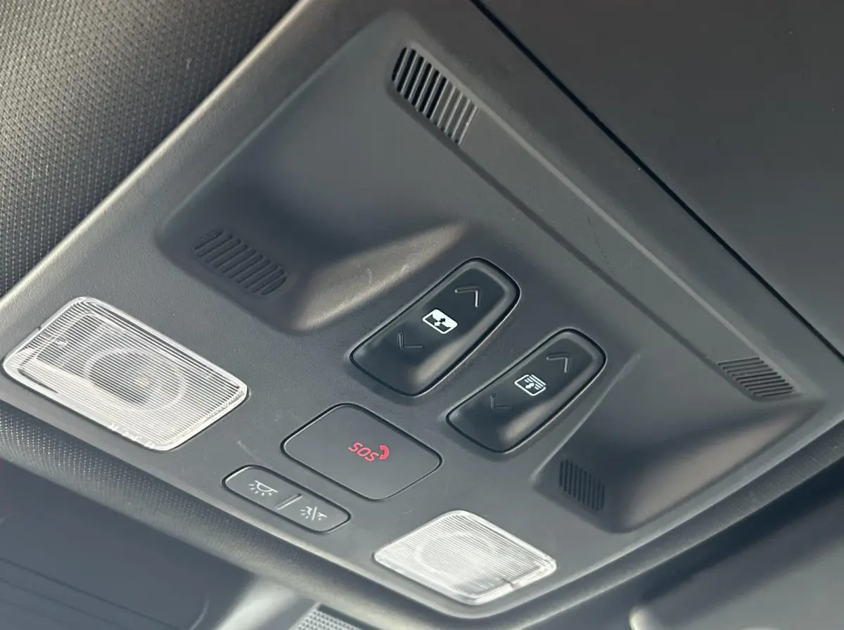 1.0 EcoBoost ST Line Business | NL AUTO | PANO | ACC | Dealer onderhouden | Achteruitrijcamera | Keyless Entry | Navigatie | DAB+ | B&O Audio | LED | Stoelverwarming | Stuurverwarming | Voor