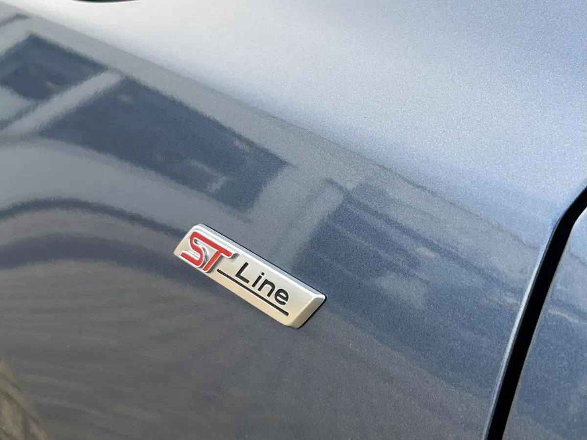 1.0 EcoBoost ST Line Business | NL AUTO | PANO | ACC | Dealer onderhouden | Achteruitrijcamera | Keyless Entry | Navigatie | DAB+ | B&O Audio | LED | Stoelverwarming | Stuurverwarming | Voor