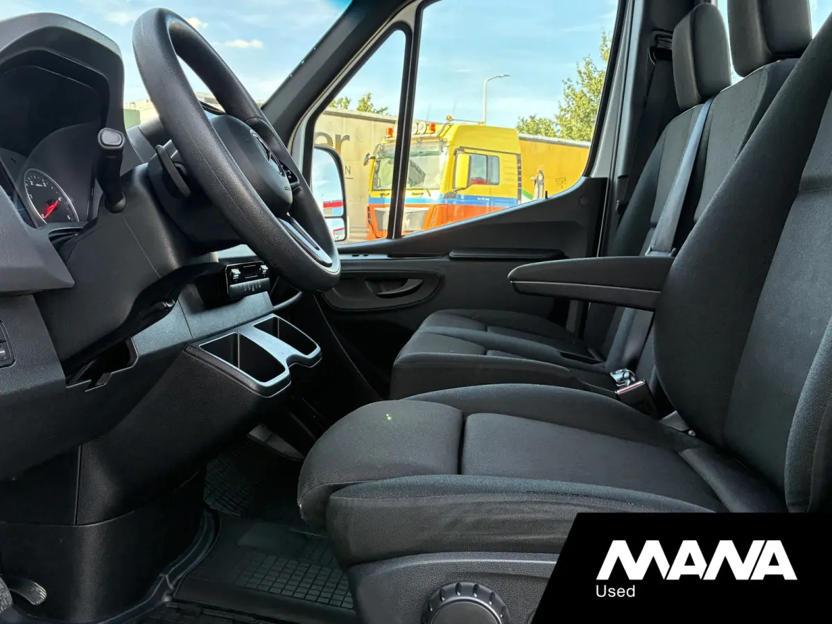 317 1.9 CDI L2 RWD MBUX Automaat Trekhaak Airco Navi Stoelverwarming