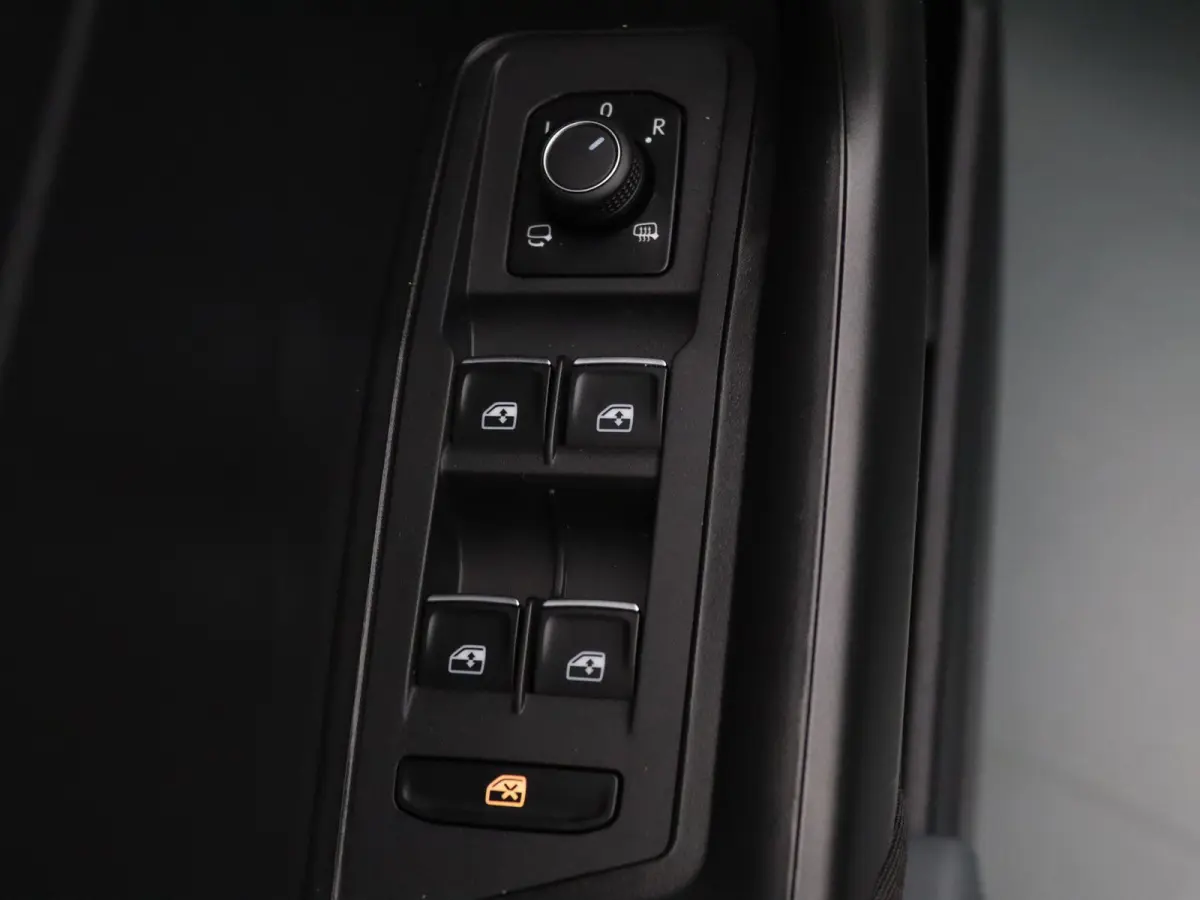 150pk TSI Style Business Apple Carplay/Android Auto | Airco