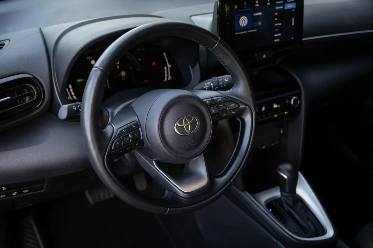 1.5 Hybrid Active , Carplay, Adap. cruise, Achteruitrijcamera, Stoel/stuurverwarming,