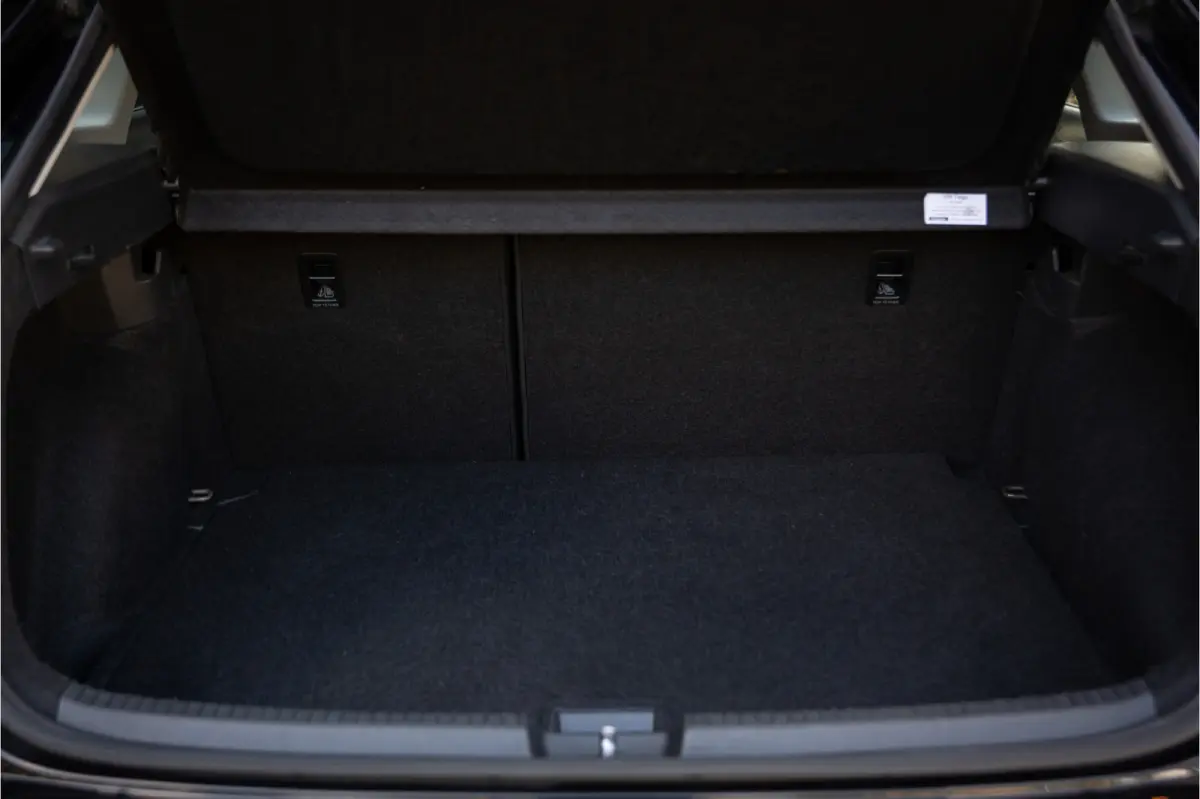 1.0 TSI Style , Achteruitrijcamera, Adap. cruise, Stoelverwarming, Carplay,